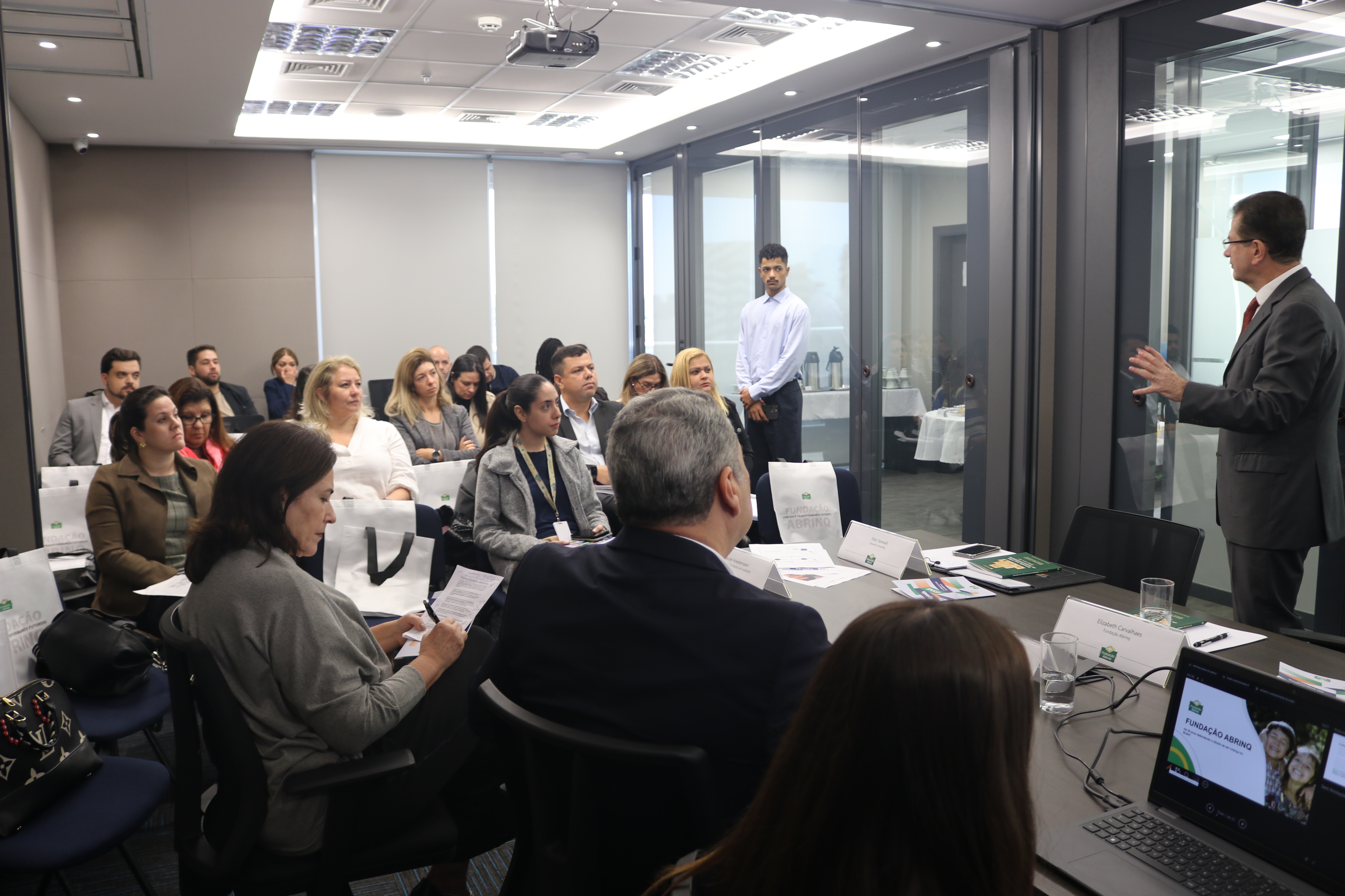 Foto do evento de lançamento da publicação Agenda ESG e o Impacto Social das Empresas