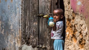 Desnutrição persiste e obesidade infantil avança no Brasil, diz estudo