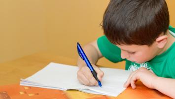 A escola que a Constituição prometeu e o Brasil ainda não construiu