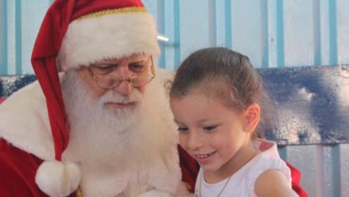 Fundação Abrinq e Shopping Ibirapuera levam a magia do Natal para mais de 300 crianças