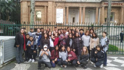 Fundação Abrinq proporciona saídas culturais a 392 estudantes de São Paulo