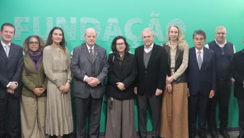 Ministra Janine Mello visita a Fundação Abrinq e defende agenda permanente para direitos humanos