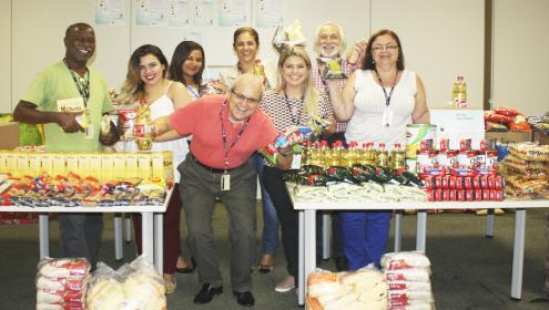 Transpetro doa 1,9 toneladas de alimentos