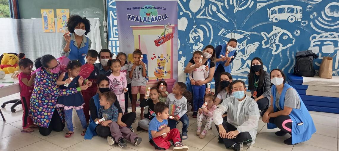 Fundação Abrinq e Phisalia promovem a higiene bucal para mais de 1.600 crianças e adolescentes