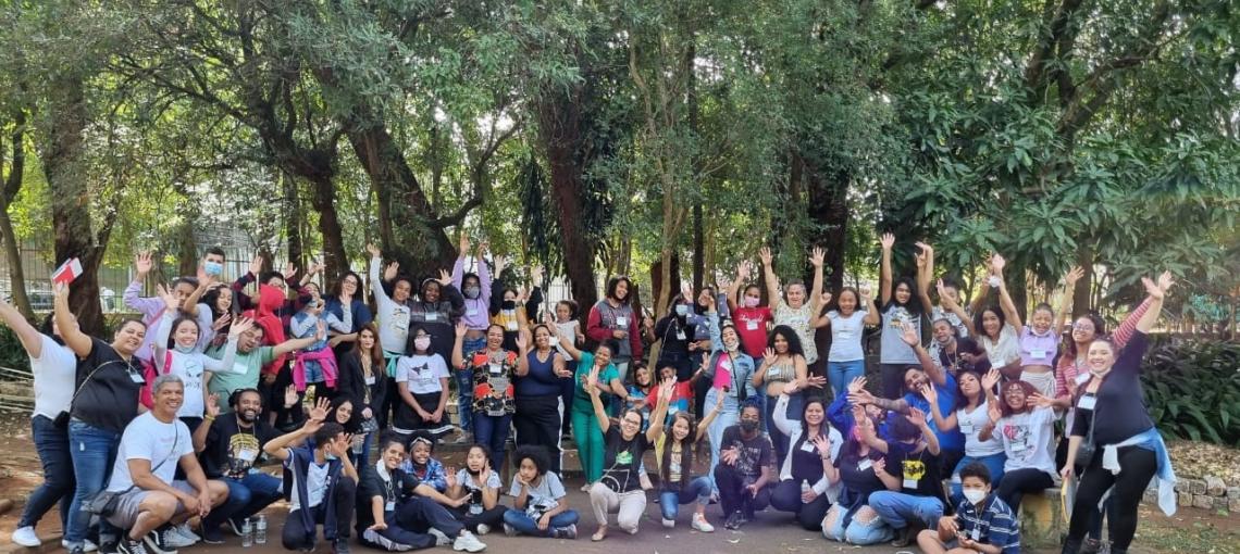 Fundação Abrinq fortalece protagonismo de adolescentes por meio da leitura