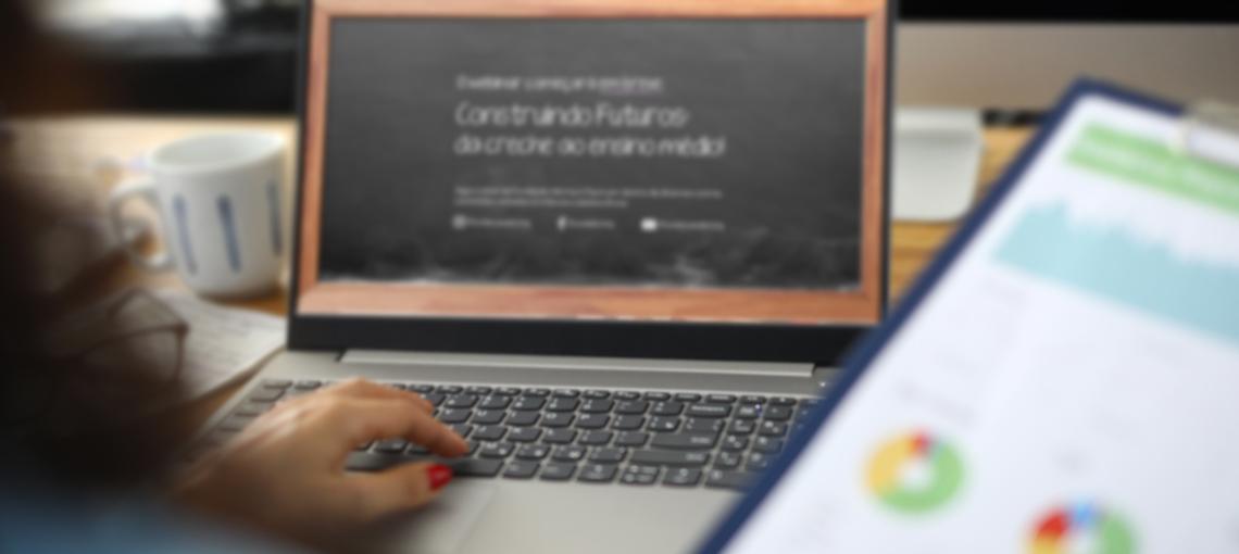 Veja como foi o webinar Construindo Futuros: da creche ao ensino médio, da Fundação Abrinq