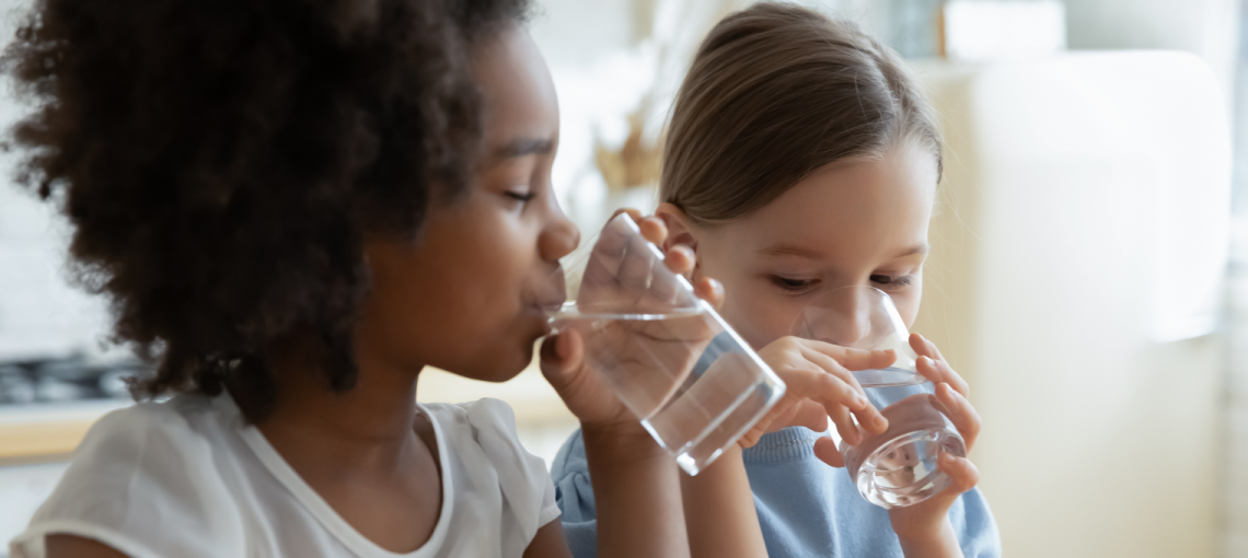 Por que a água é tão importante para as crianças?