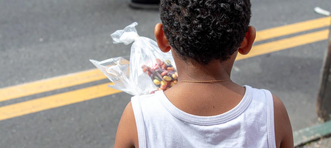 Trabalho infantil atinge 1,6 milhão de crianças e adolescentes no Brasil